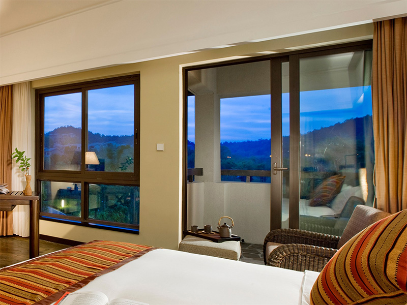 SC198 Push-pull window